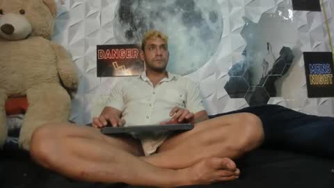 mikesmitth online show from December 8, 10:14 pm