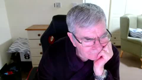 mikespait online show from November 25, 3:30 am