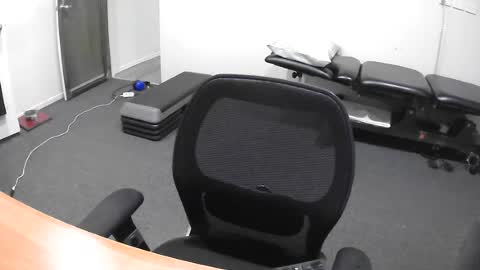 mikeyd87496034 online show from August 1, 10:20 pm