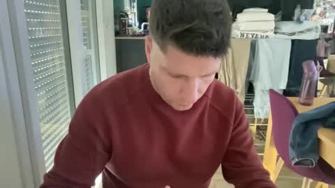 miklp8463 online show from March 17, 12:29 pm