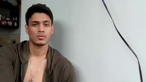 milesmboy online show from February 22, 8:15 pm