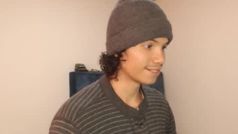 Snapshot of milesxoxo6969 chatting on September 10, 6:28 pm milesxoxo6969 online show from September 10, 6:28 pm