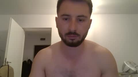 milfflover32 online show from September 23, 9:36 pm