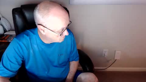 millenium0129 online show from May 29, 12:42 am