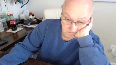 millenium0129 online show from January 17, 6:25 pm