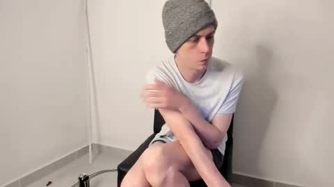 SlimnHungOH online show from April 15, 8:42 pm