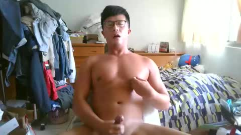 millerwu online show from November 2, 3:22 am