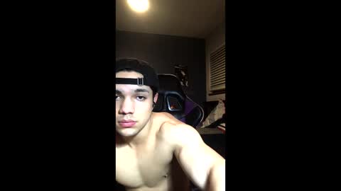 millssiikk online show from April 17, 9:01 am