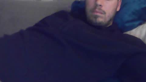 Snapshot of milowww1601 chatting on March 5, 8:23 pm milowww1601 online show from March 5, 8:23 pm
