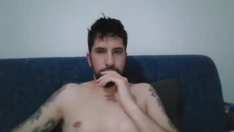 milten1987 online show from April 13, 12:33 am