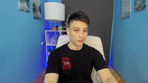 Snapshot of minato_kono chatting on January 13, 12:13 pm minato_kono online show from January 13, 12:13 pm