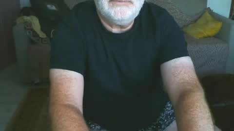 minty99 online show from August 6, 4:46 pm