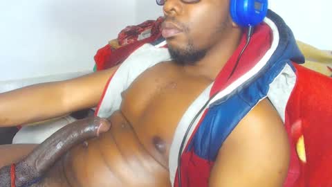 mister_dick_ online show from October 1, 9:41 pm