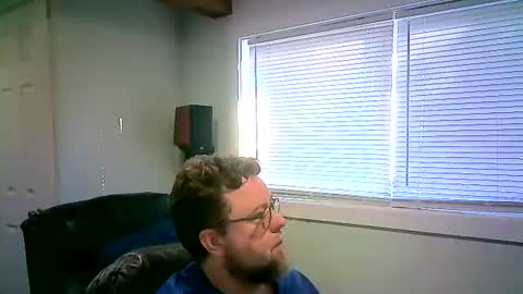 Snapshot of mister_happy567 chatting on February 28, 11:12 pm Mr. Happy online show from February 28, 11:12 pm
