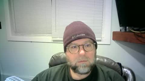 Snapshot of mister_happy567 chatting on January 31, 2:48 am Mr. Happy online show from January 31, 2:48 am
