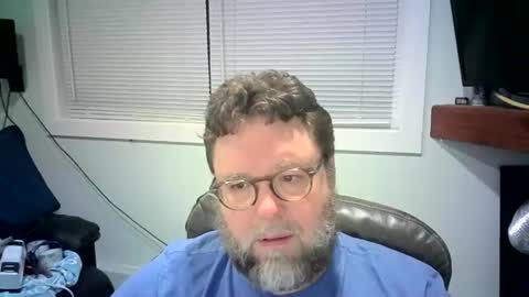 Snapshot of mister_happy567 chatting on March 1, 9:18 am Mr. Happy online show from March 1, 9:18 am