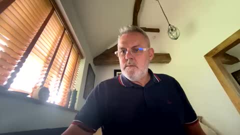 Misterblivs online show from May 5, 4:51 pm