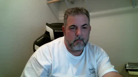 misterbret online show from February 24, 6:49 am