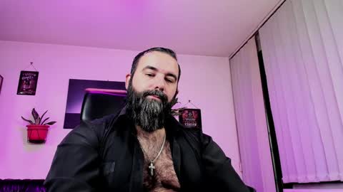 misterlov3r online show from December 4, 10:30 pm