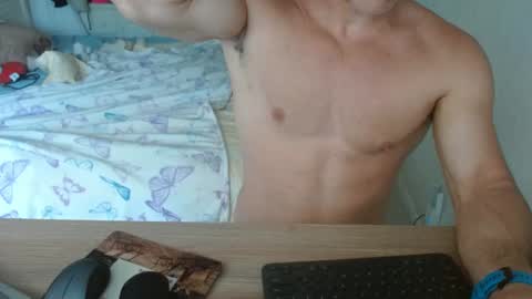 Snapshot of mitcheli chatting on October 1, 2:21 pm Onlyfans  online show from October 1, 2:21 pm