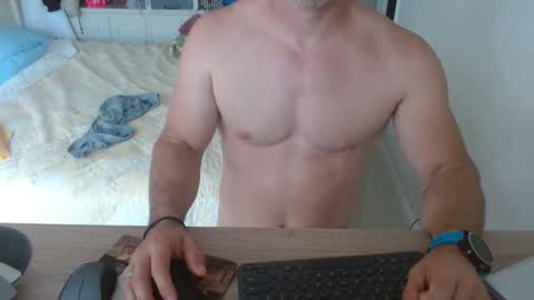 Snapshot of mitcheli chatting on February 27, 2:54 pm Onlyfans  online show from February 27, 2:54 pm