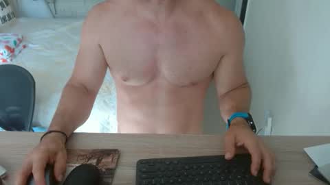 Snapshot of mitcheli chatting on October 23, 3:26 pm Onlyfans  online show from October 23, 3:26 pm