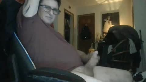 Snapshot of mitchnails69 chatting on October 23, 8:07 am BobbyMitchGa online show from October 23, 8:07 am
