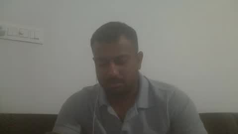 mitesh25295 online show from April 30, 5:09 pm