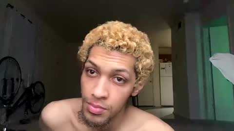 Deanthony online show from February 22, 9:32 pm