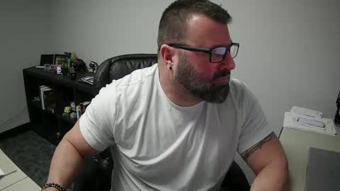 MLangworthy online show from April 20, 3:36 pm