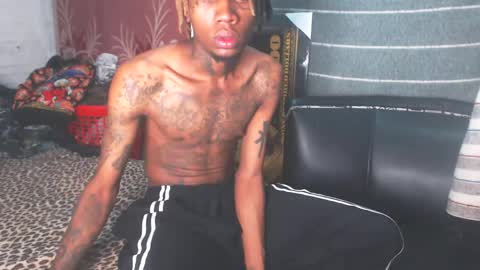 hornybull online show from February 2, 5:59 pm