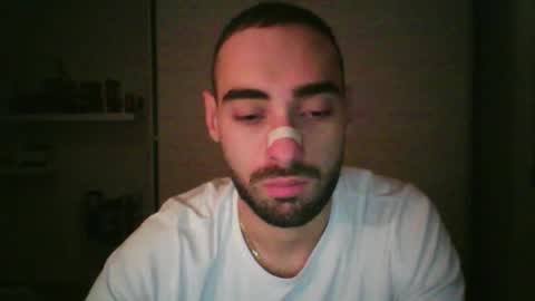 Snapshot of mollo20 chatting on October 20, 8:13 pm mollo20 online show from October 20, 8:13 pm