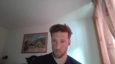 moms_little_monster online show from December 18, 2:38 pm