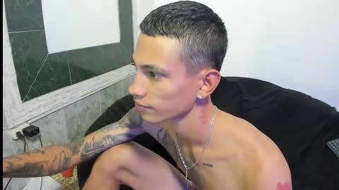 monkeyd_66 online show from March 11, 6:41 pm