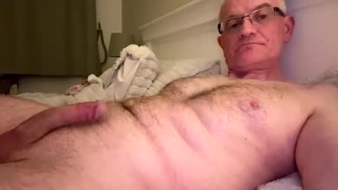 mons1468 online show from April 19, 10:45 pm