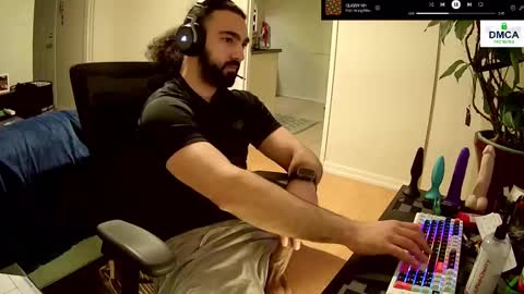 montygoon online show from March 6, 3:46 am