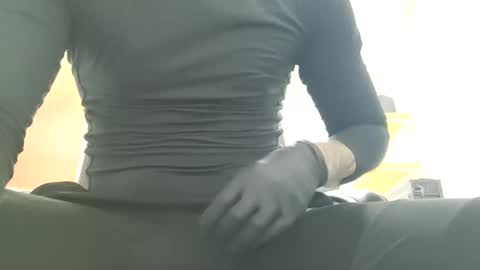 Cloud Strife online show from April 13, 7:42 am