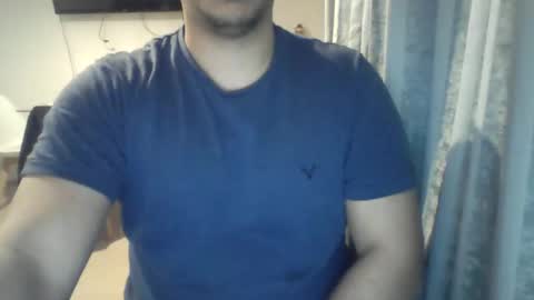 Snapshot of morenolatin19 chatting on February 27, 5:47 pm Jos Luis online show from February 27, 5:47 pm