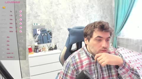 Snapshot of morlaios chatting on February 3, 8:35 am Morl online show from February 3, 8:35 am