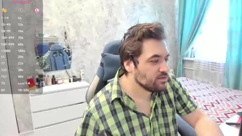 Snapshot of morlaios chatting on February 24, 5:54 am Morl online show from February 24, 5:54 am