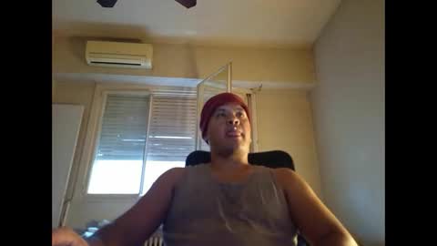 Snapshot of morocho777 chatting on December 15, 8:52 am Bruno online show from December 15, 8:52 am