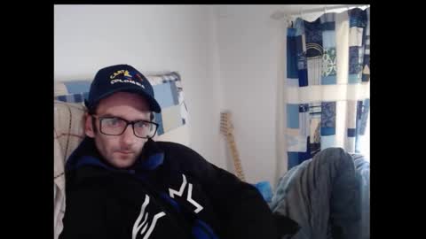 Snapshot of morris_slug_the_second chatting on March 9, 1:26 pm Adam online show from March 9, 1:26 pm