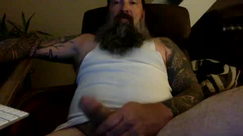 mountainman69696 online show from June 18, 12:12 am