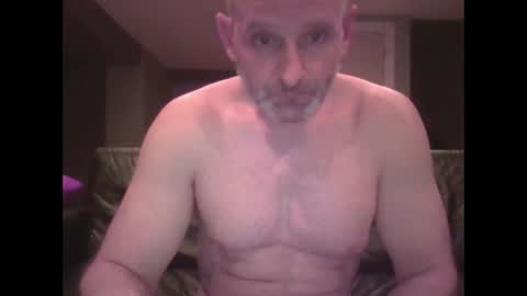 mozzer9999999 online show from March 5, 4:13 am