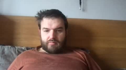 Snapshot of mr834565 chatting on February 8, 1:01 pm mr834565 online show from February 8, 1:01 pm
