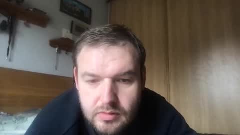 Snapshot of mr834565 chatting on March 3, 1:15 pm mr834565 online show from March 3, 1:15 pm
