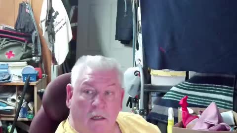 mr_canoe_licker_69 online show from January 29, 5:13 pm