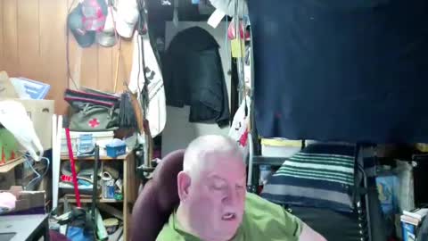 mr_canoe_licker_69 online show from January 7, 3:00 pm