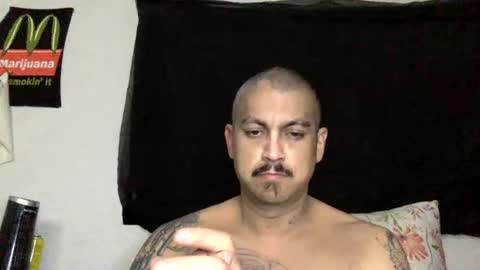 Snapshot of mr_cherrypopper_85 chatting on February 14, 8:21 am All in you online show from February 14, 8:21 am
