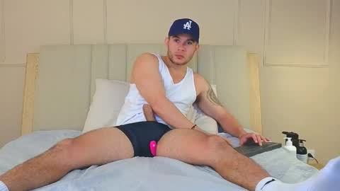Danny  Aleja online show from June 6, 1:11 am